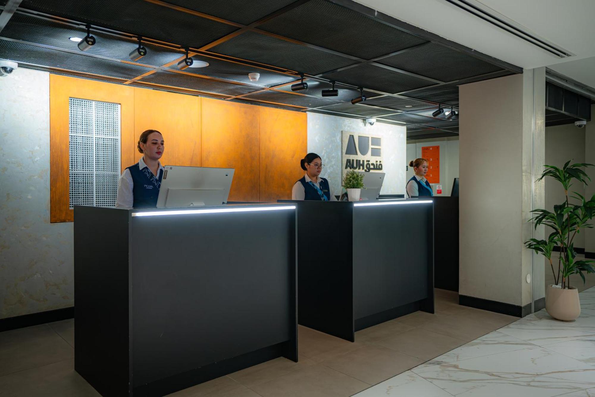 Auhotel -Zayed International Airport-Located In Transit Area -Onwards Boarding Pass Required Abu Dhabi Bagian luar foto