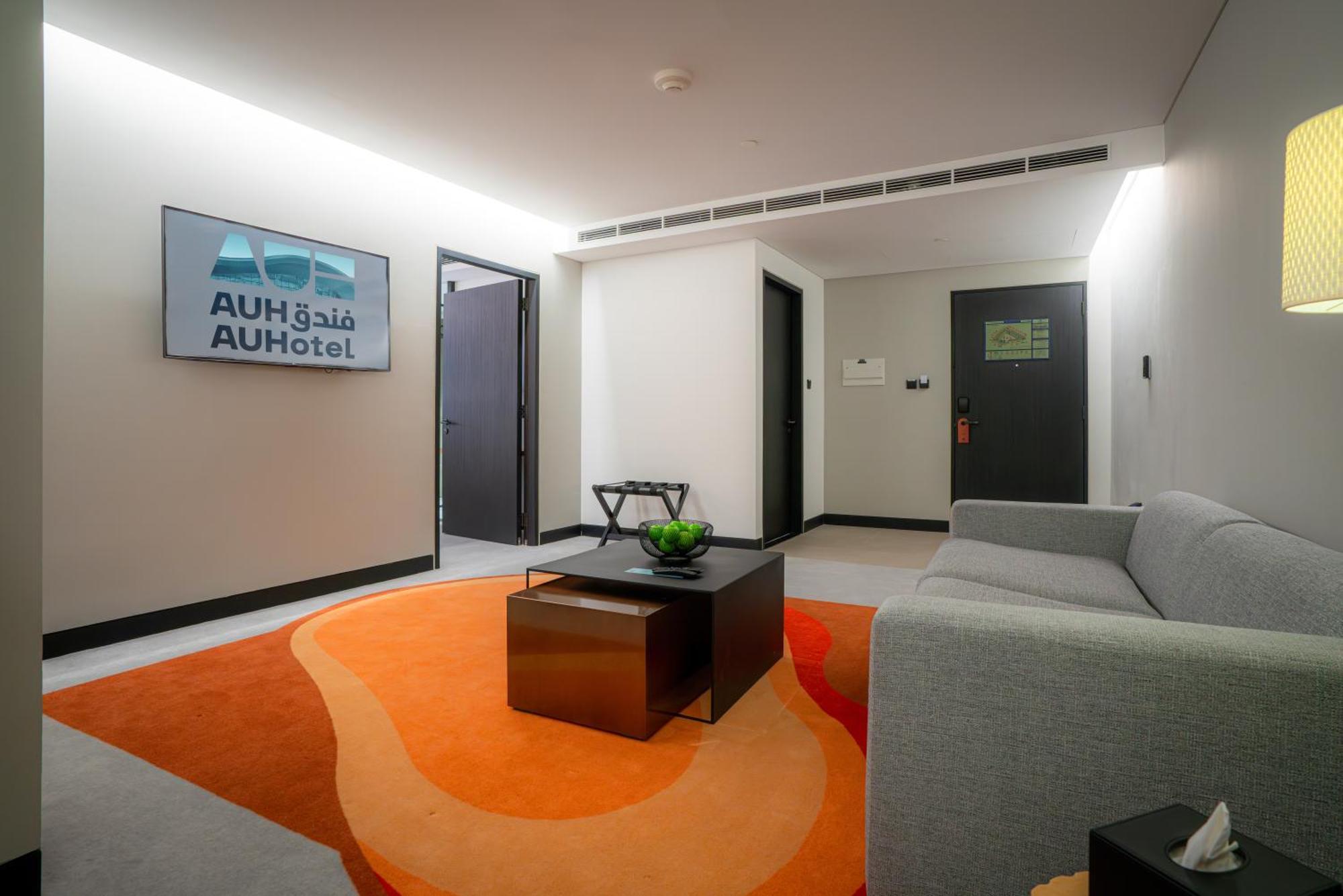 Auhotel -Zayed International Airport-Located In Transit Area -Onwards Boarding Pass Required Abu Dhabi Bagian luar foto