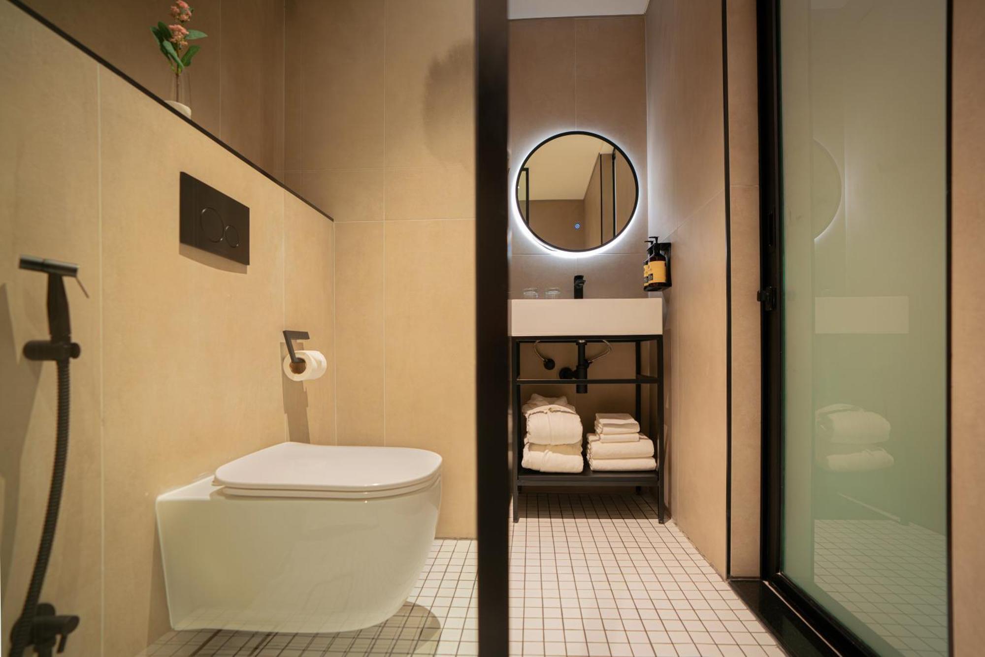 Auhotel -Zayed International Airport-Located In Transit Area -Onwards Boarding Pass Required Abu Dhabi Bagian luar foto